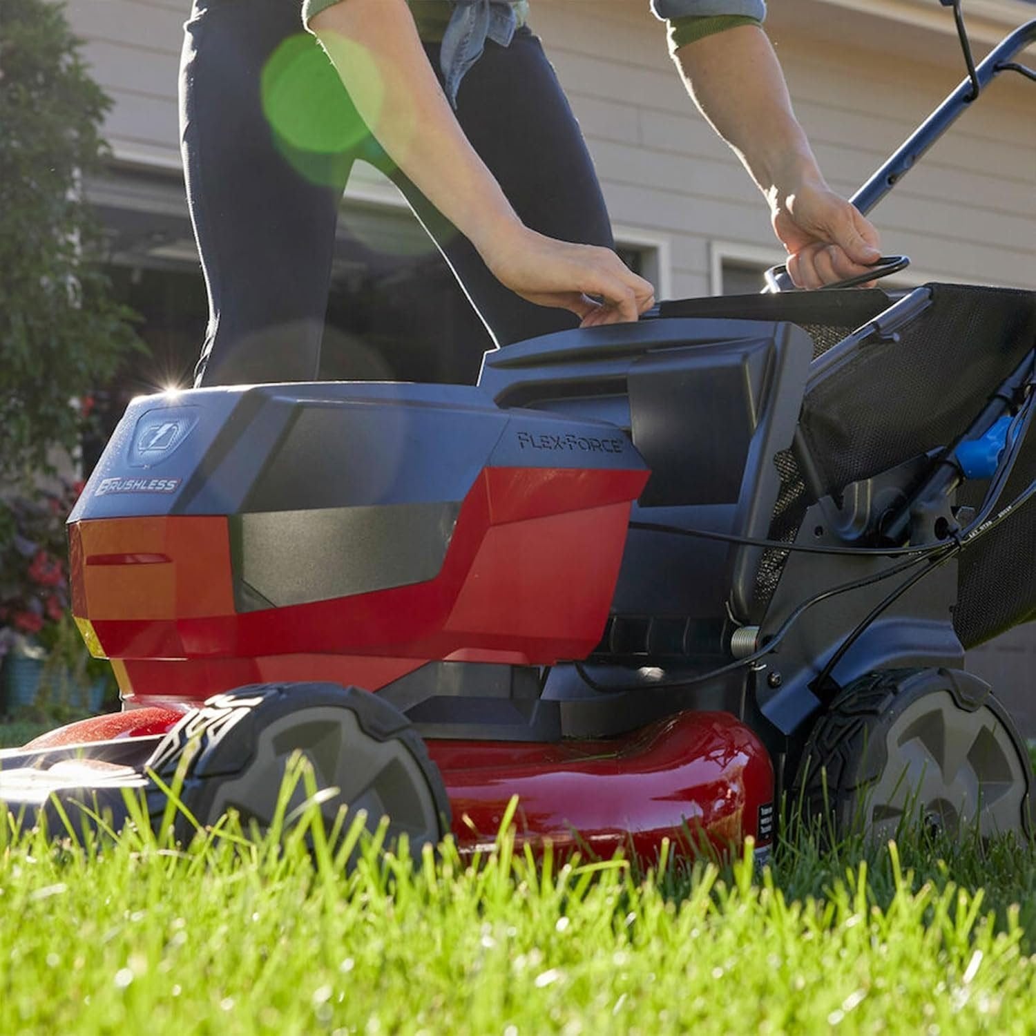 toro 60v recycler smartstow 21″ rwd self propelled mower #21356